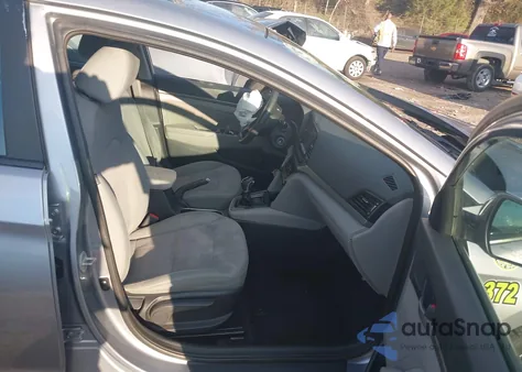 2017 Hyundai Elantra Se z USA, uszkodzony, nr VIN 5NPD84LF8HH081250